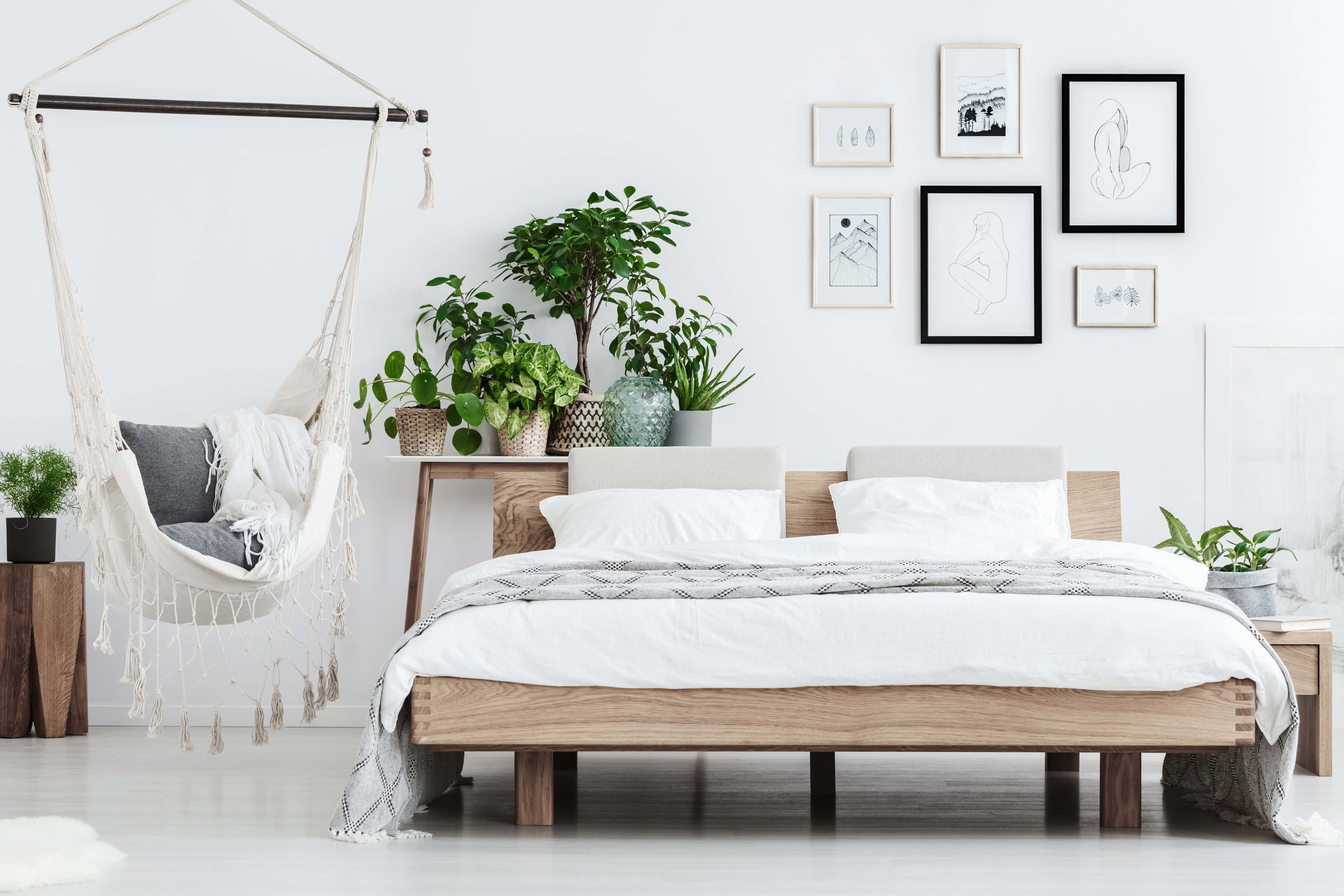 bedroom decor for deep sleep
