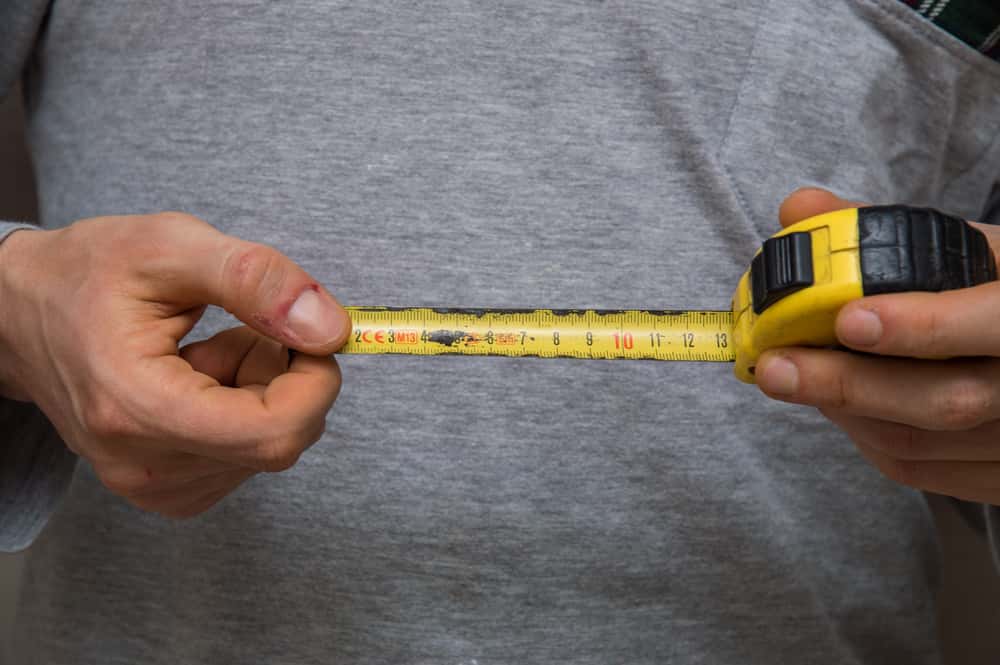 wardrobe space and measurements 