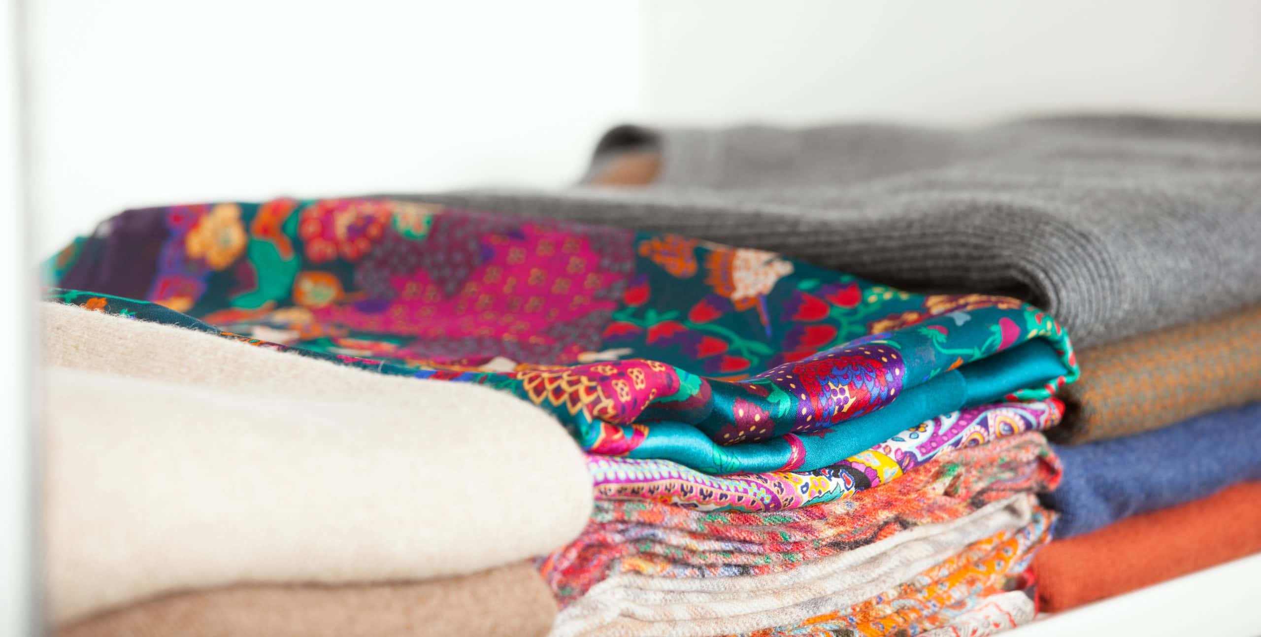 how to arrange woollen garments