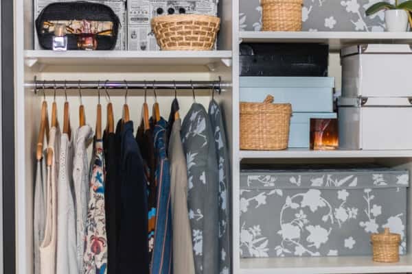 open shelves for small bedroom