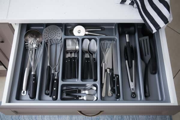 organised kitchen cutlery