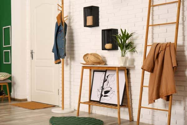 entryway decor