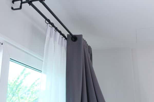 double row curtain in bedroom