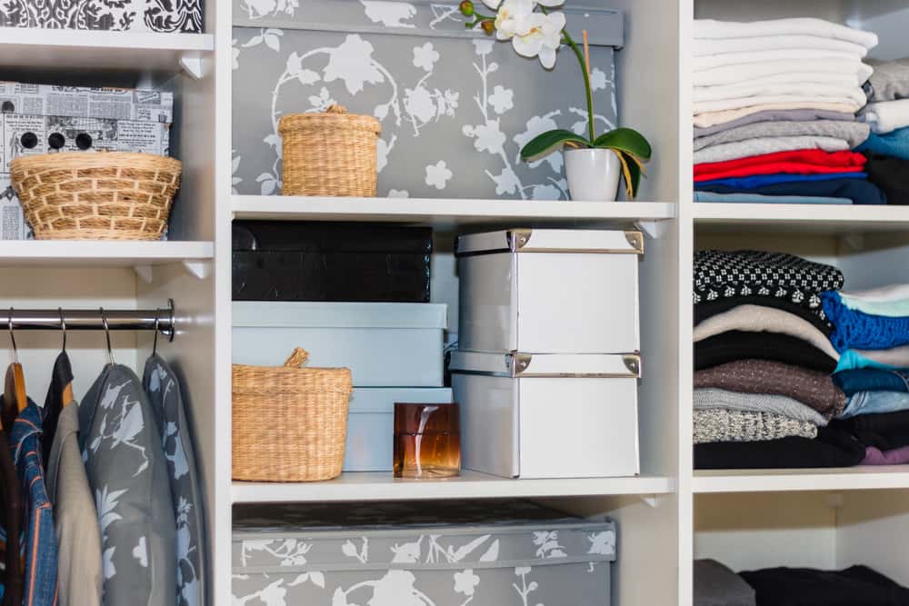 wardrobe organisation tips before baby arrived