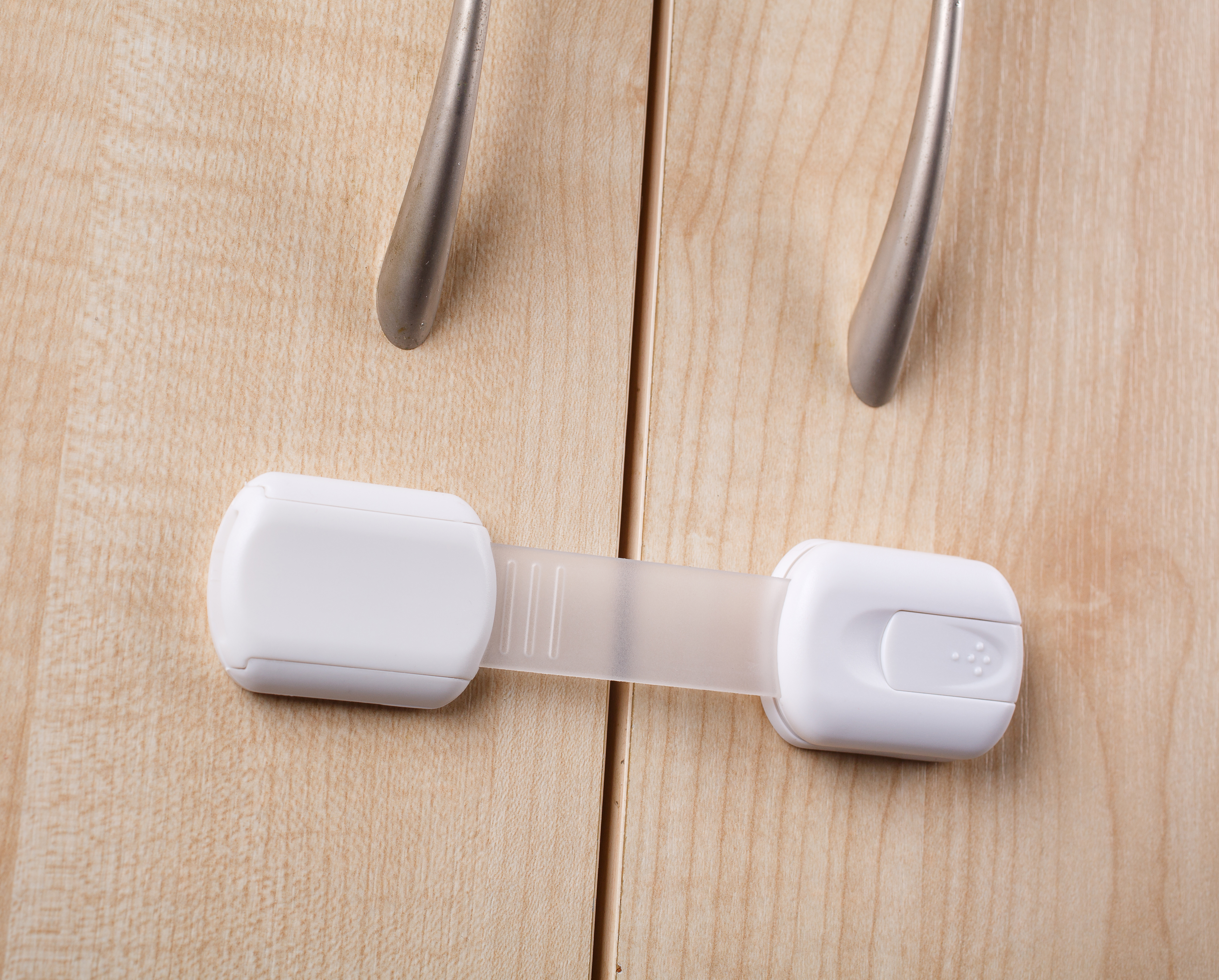 babyproof your kitchen cabinets