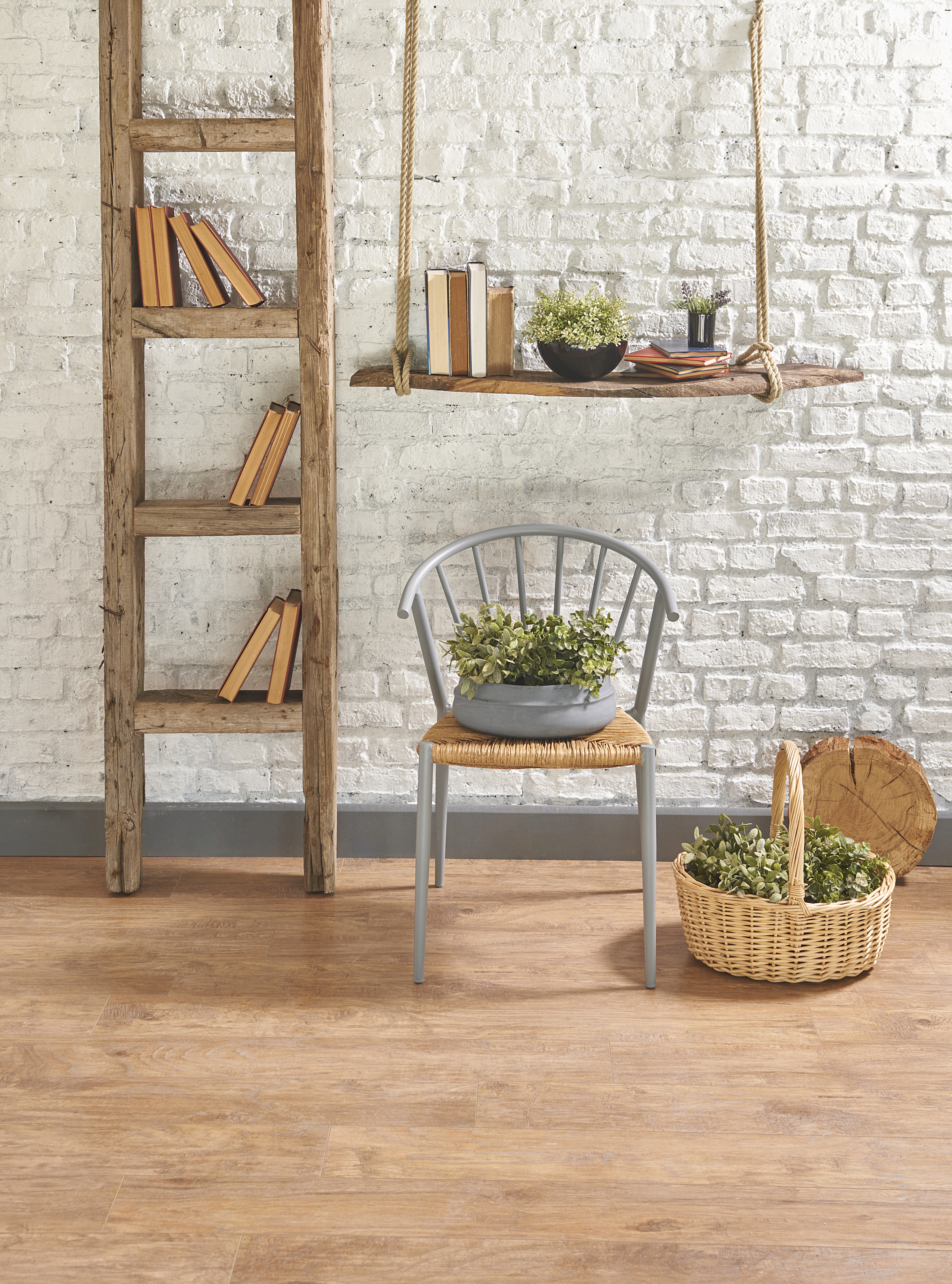 how to convert old ladder into bookshelf