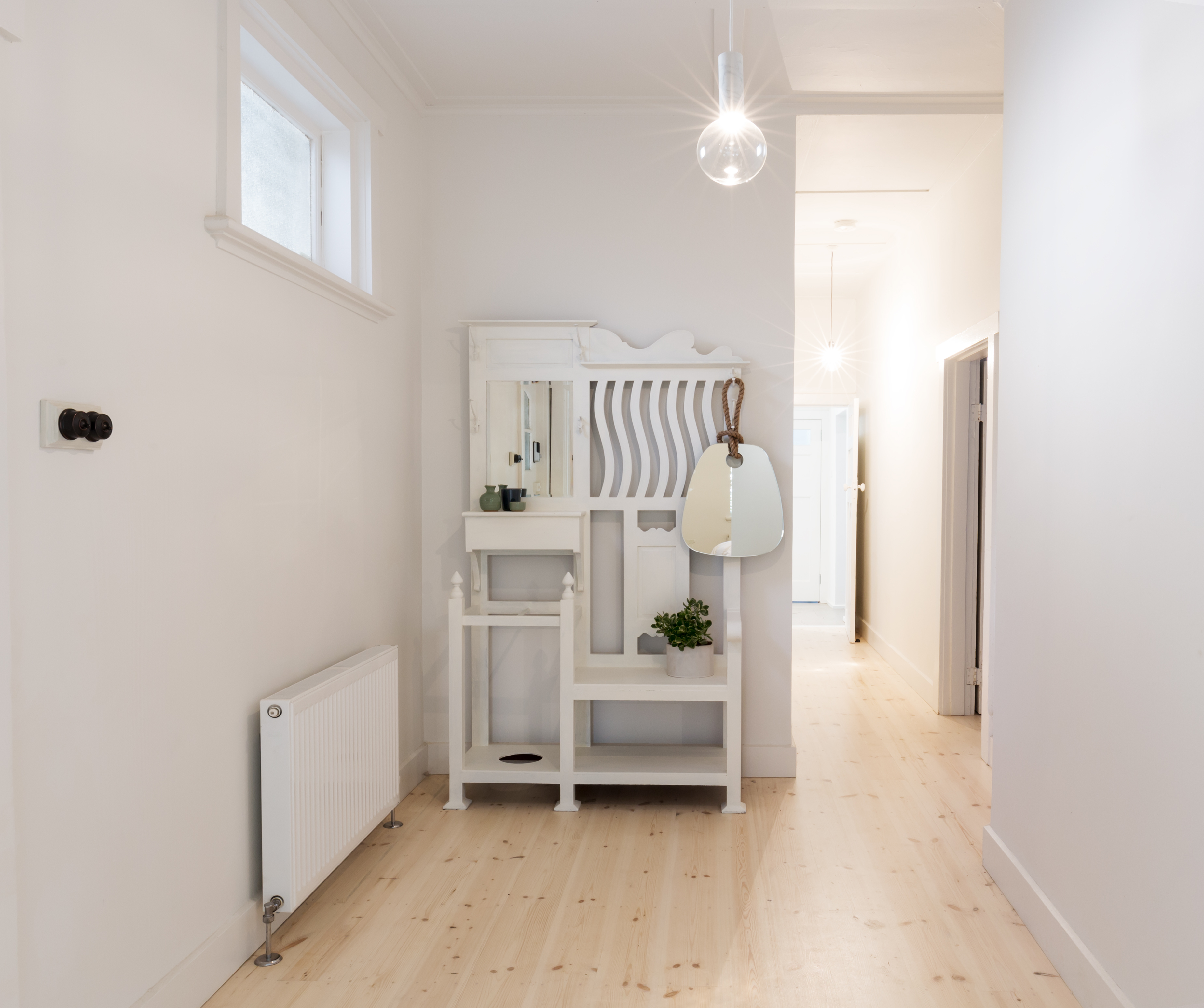beach style foyer