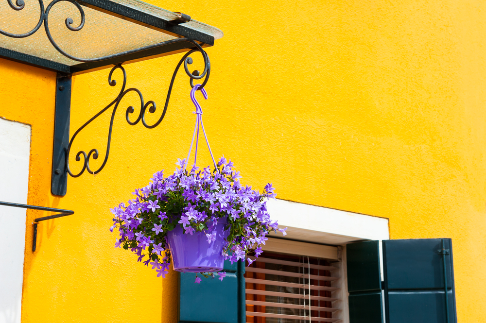vastu colour for exterior walls