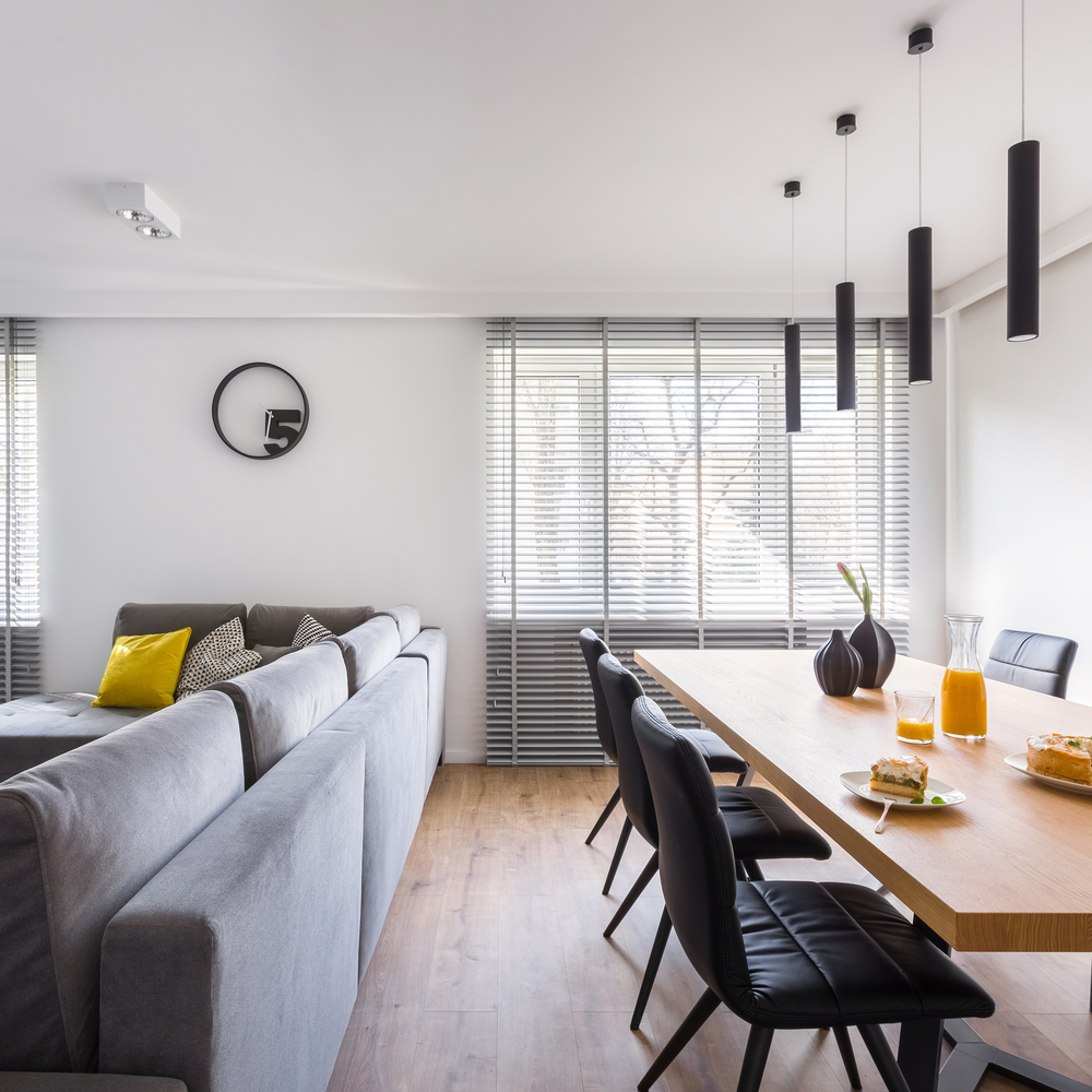 breakfast nook in open-plan homes
