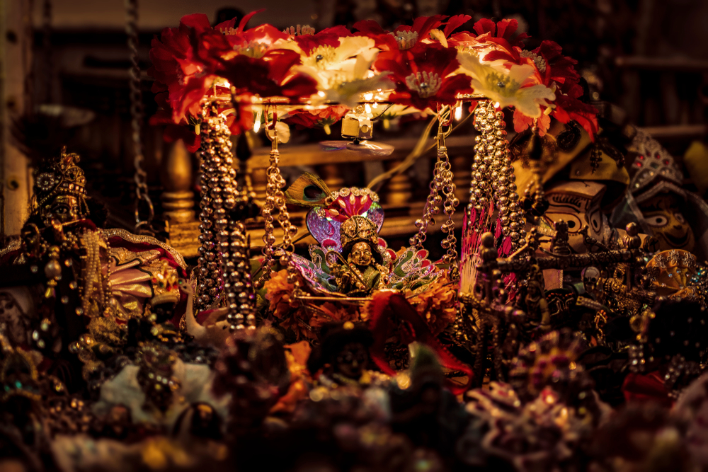 janmashtami jhula decoration ideas at home