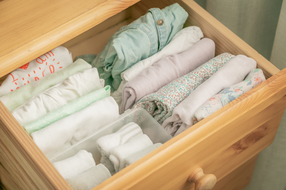 fold cloths in drawers
