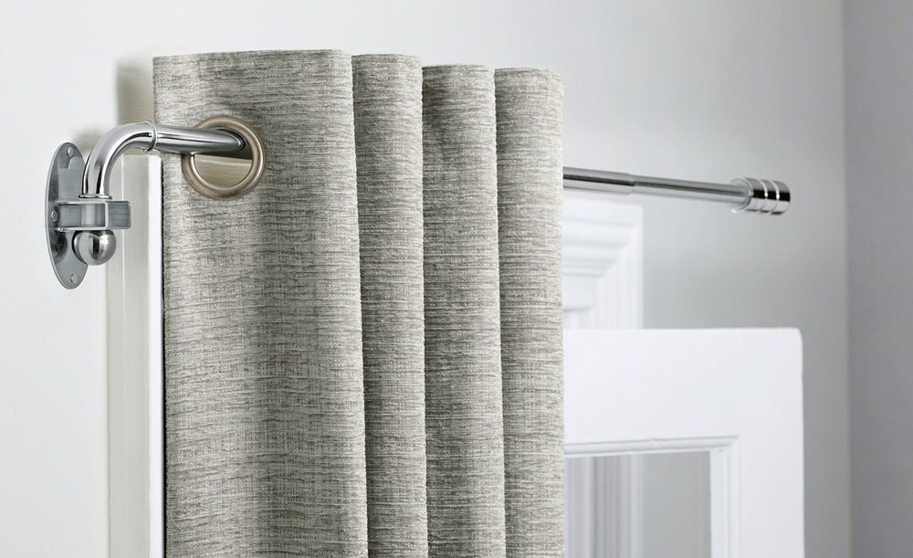 how to choose bedroom curtains