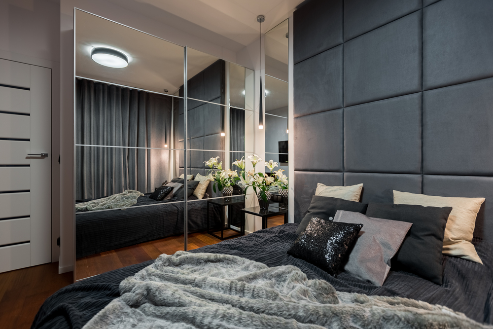 aluminium frame mirrored wardrobe