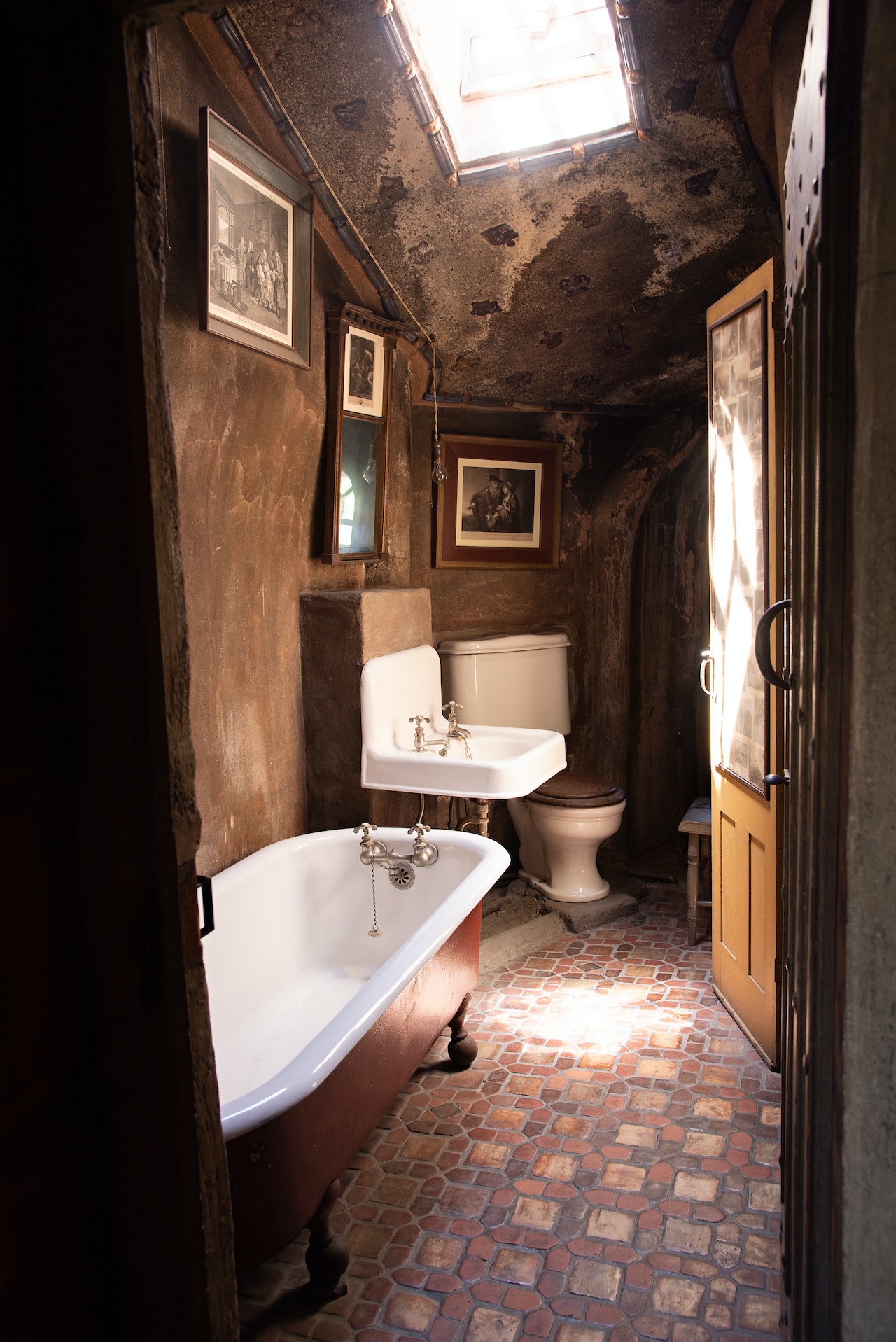 red oxide flooring for the bathroom