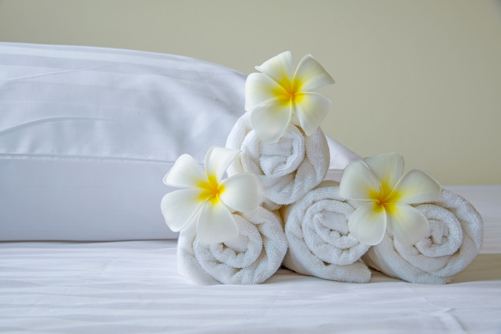 linen bedsheets for staycation