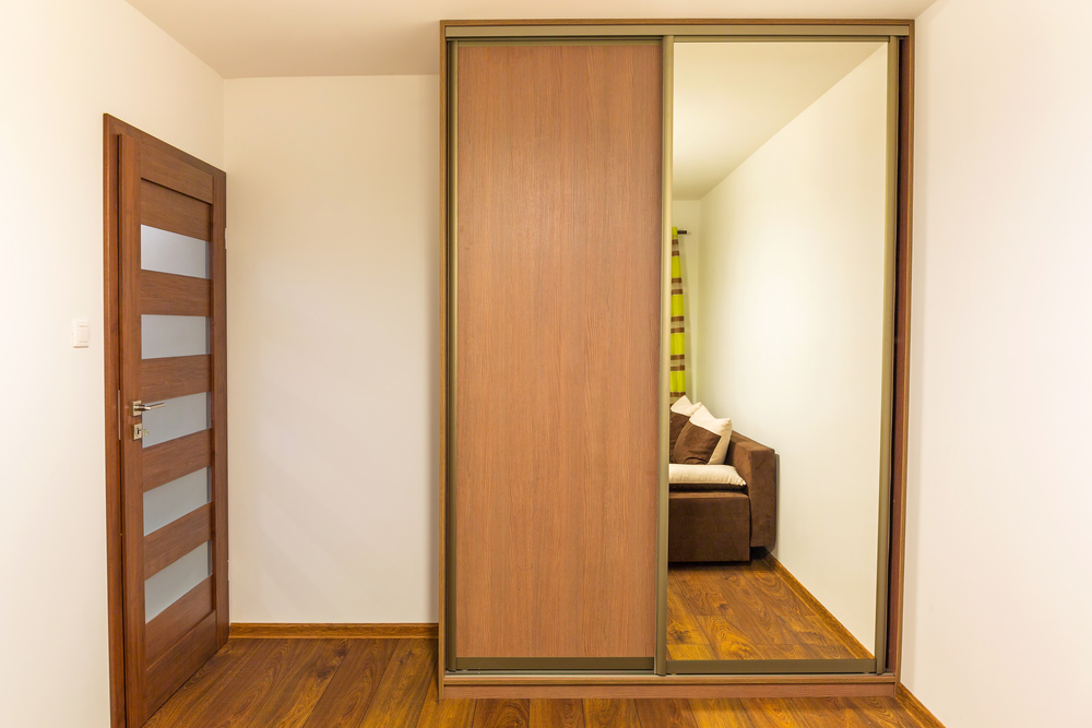 two door mirrored wardrobe