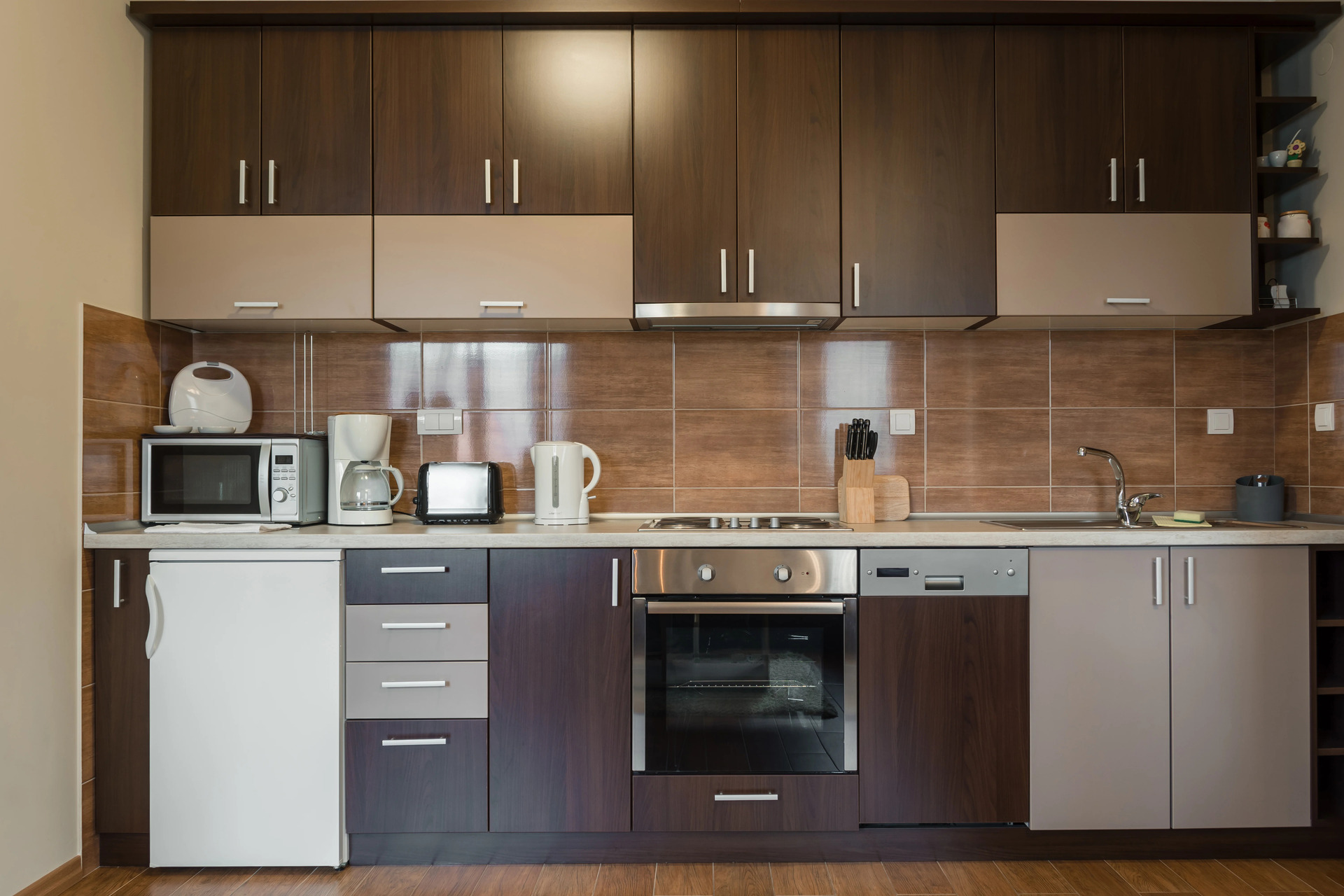 Kitchen cabinet shutter design with veneer finish for modern interiors