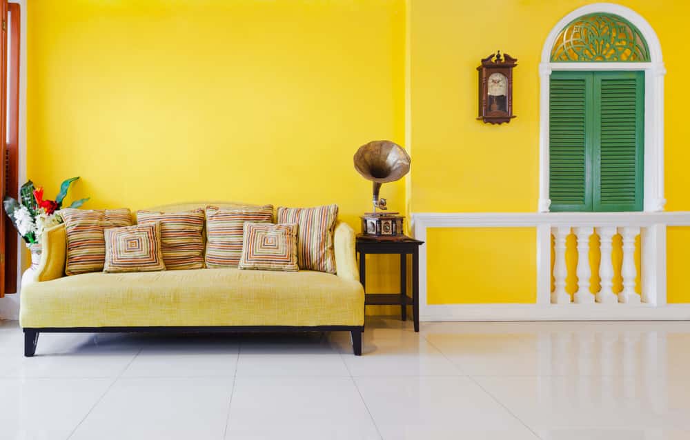 colours that goes with Yellow