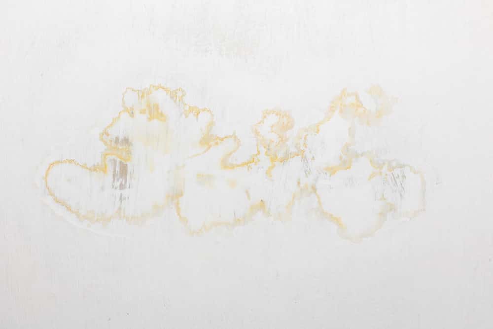 how to fix yellowing wall