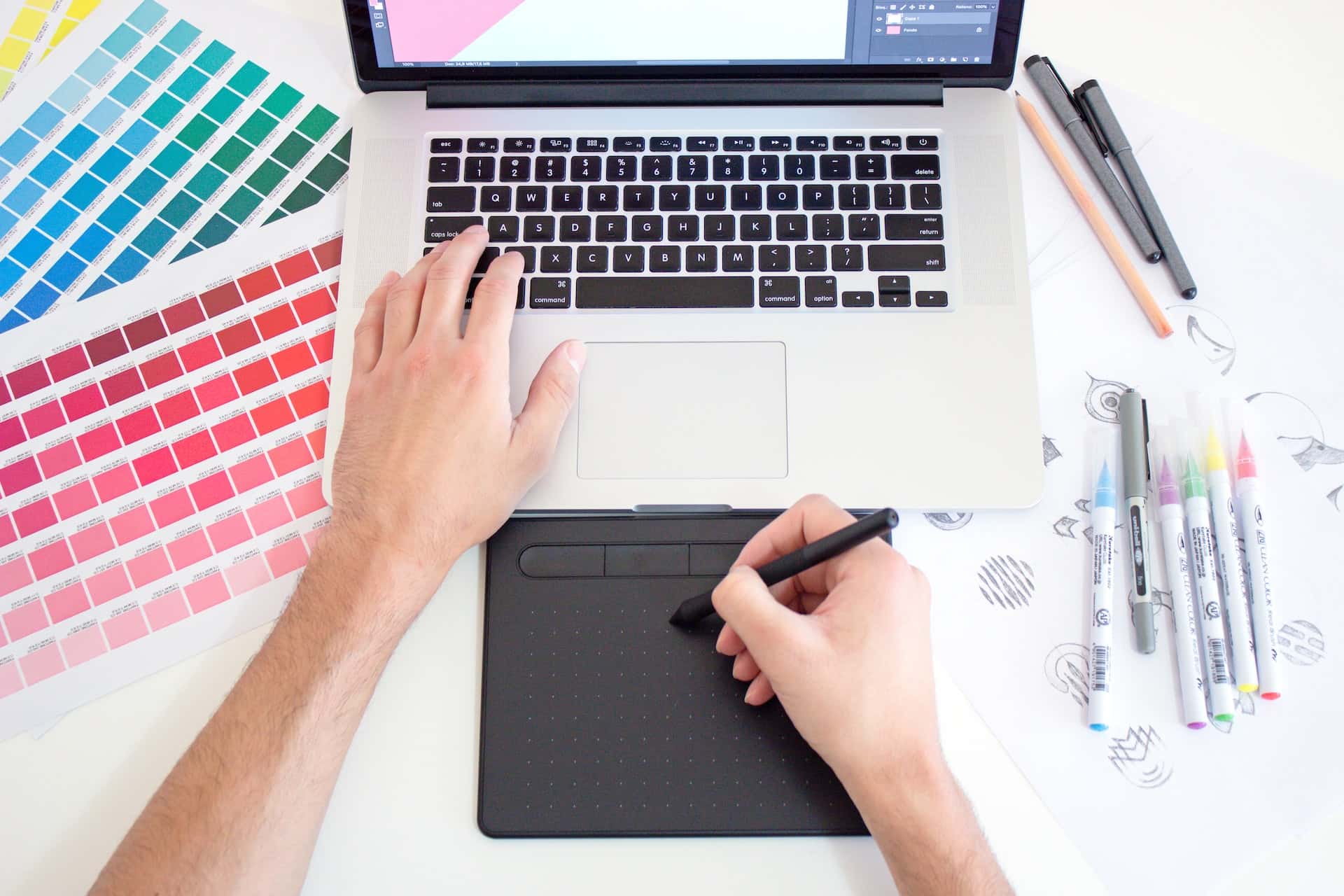 Designing free interior design online courses with digital tools and color codes