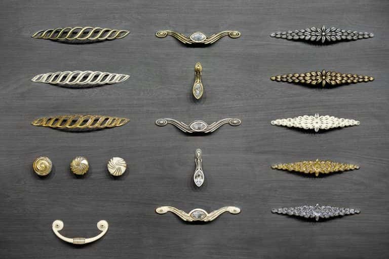 material of kitchen cabinet handles