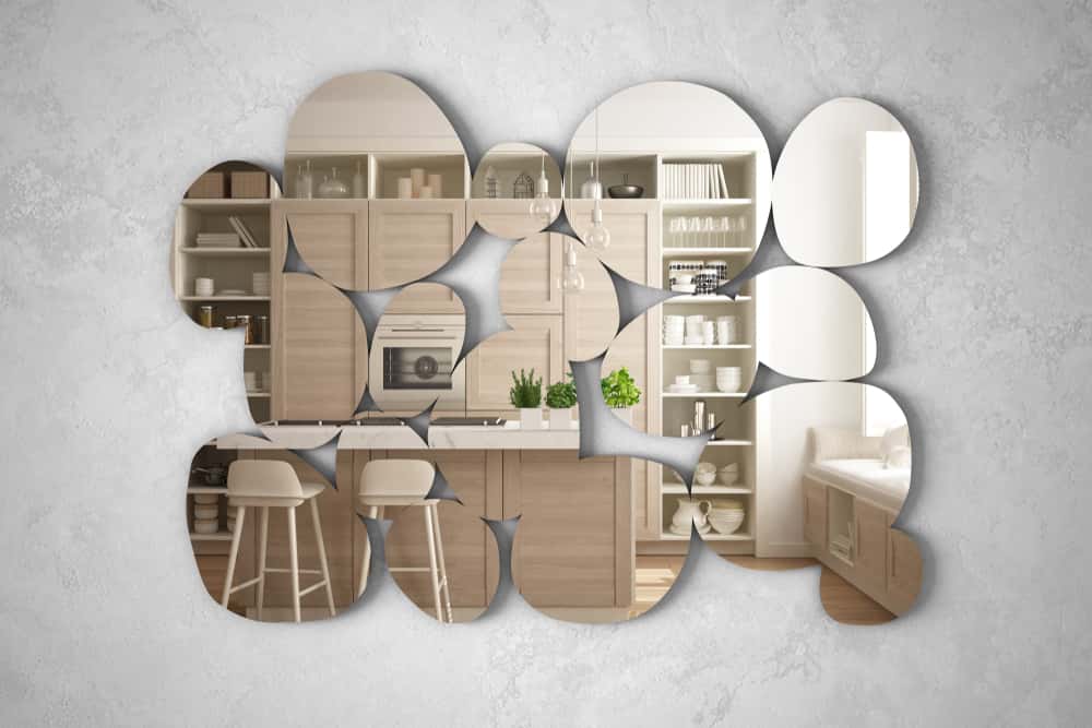 mount a mirror