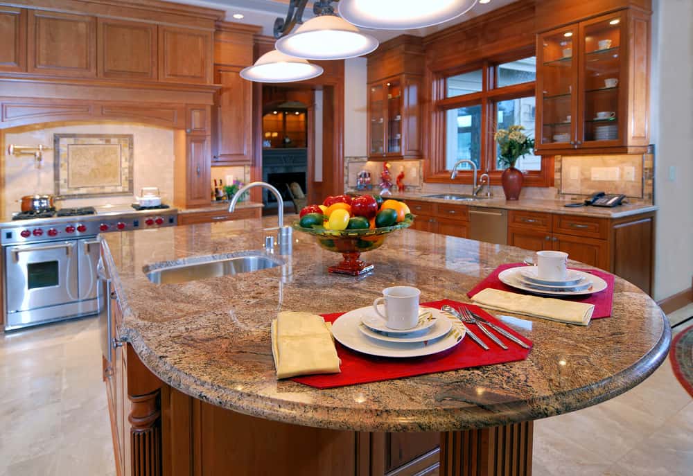 semi-circular breakfast table