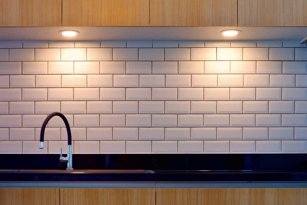 white subway tiles for black countertops