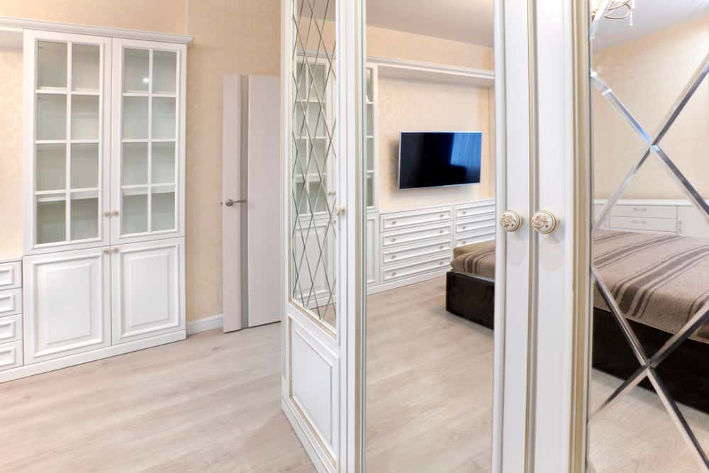 bevelled mirrors wardrobe