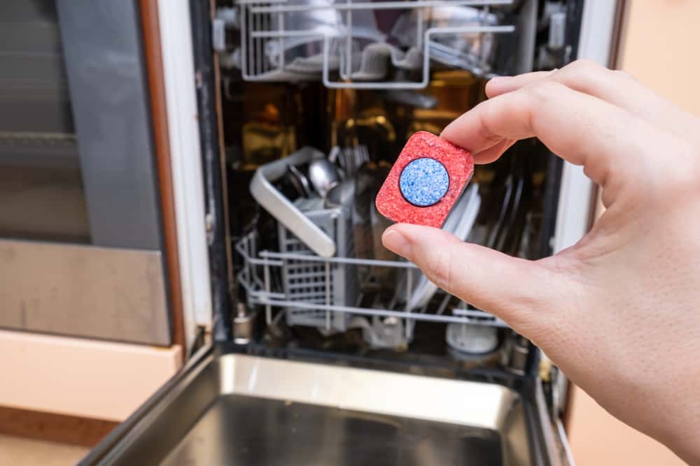 how to clean dirty oven