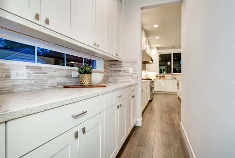 backsplash window