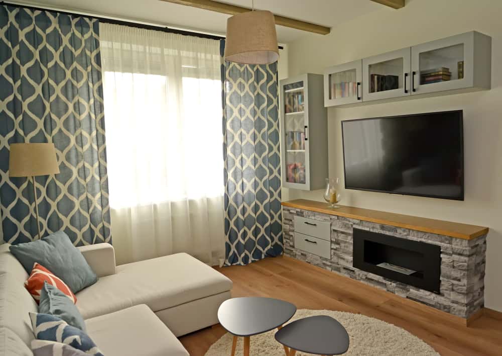 curtains in two tone