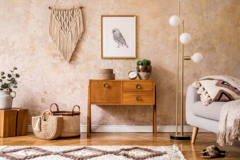 mustard-coloured walls