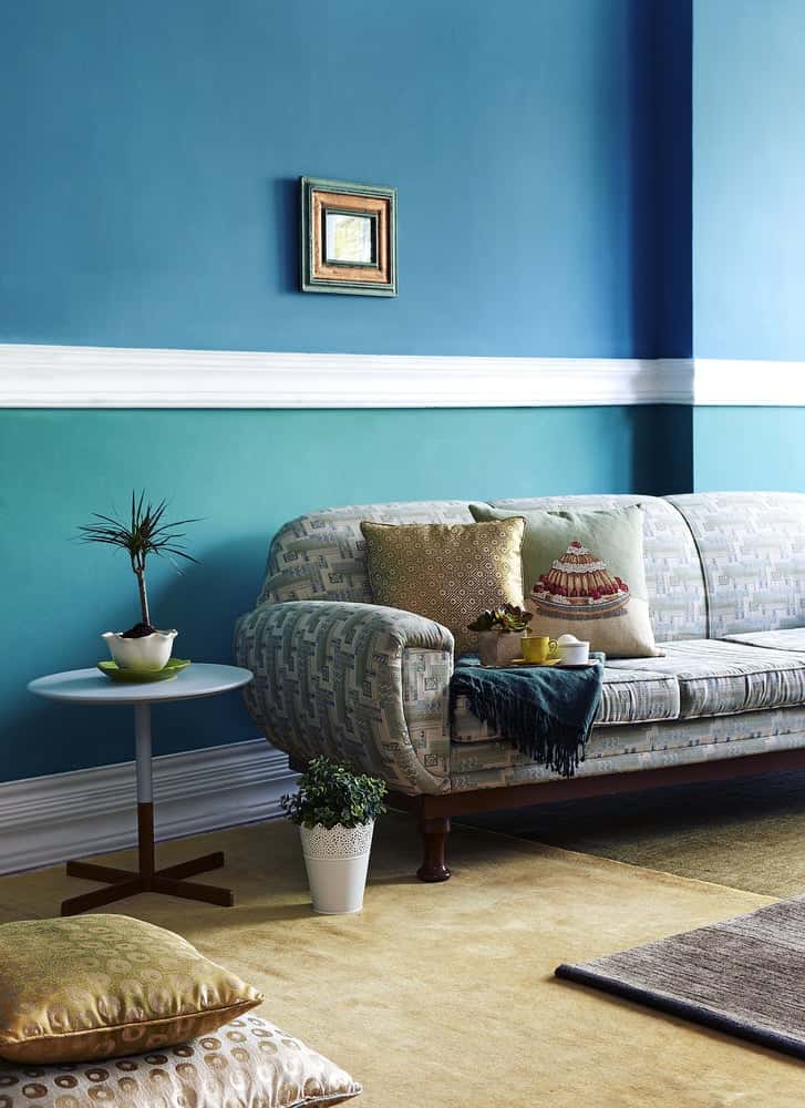 dark blue tones for living room