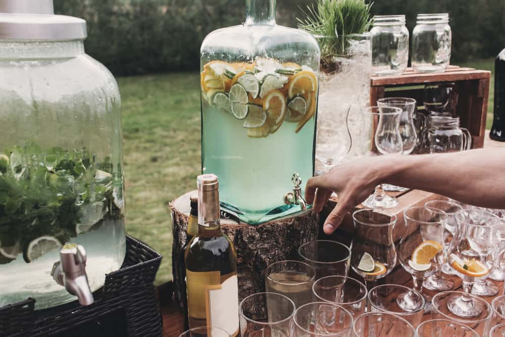 perfect outdoor party decoration
