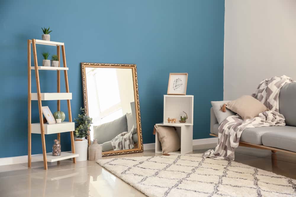 mirror decor