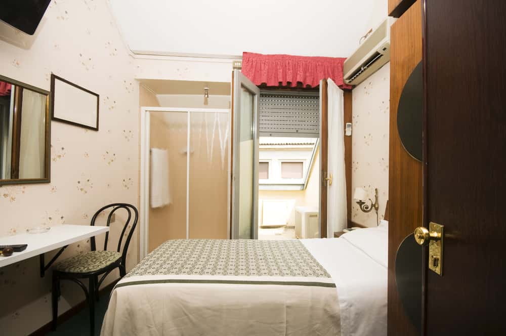 compact guest bedroom ideas