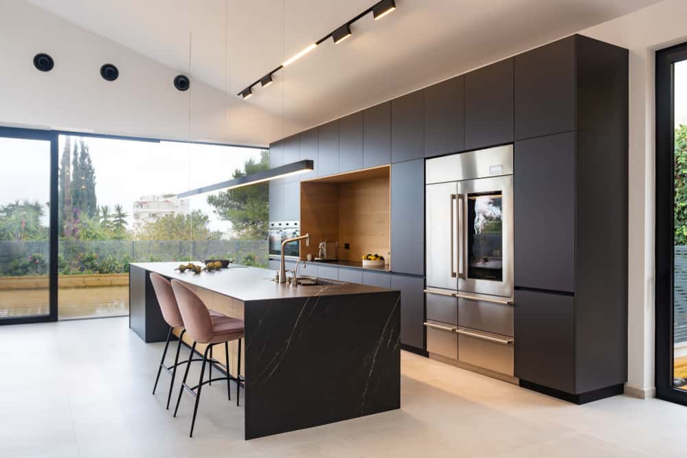 stunning black kitchen
