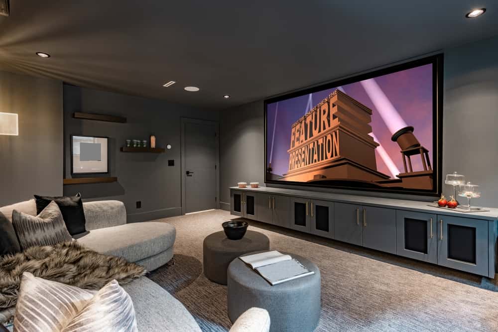 Transitional décor