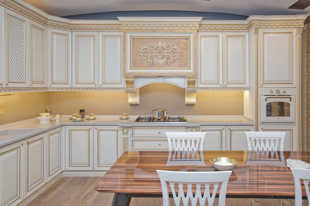 traditional italian kitchen
