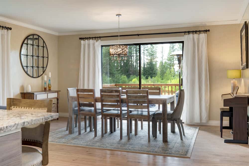 how to place furniture near window
