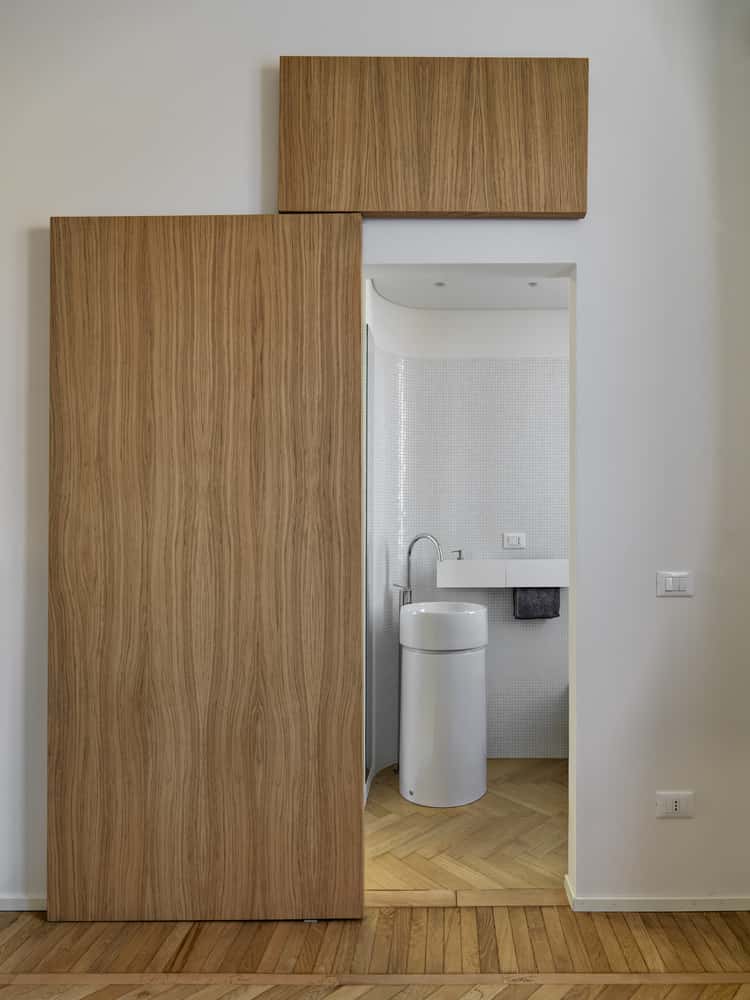 sliding door for bathroom