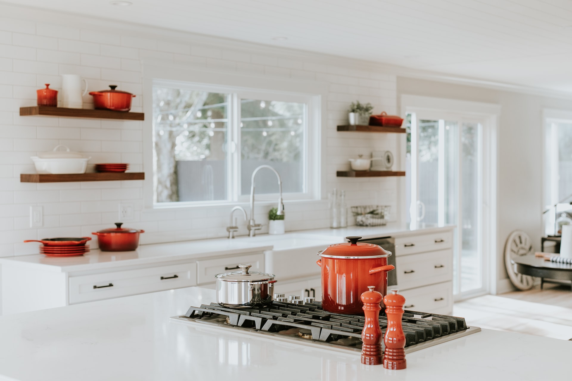 Kitchen laminates clean process