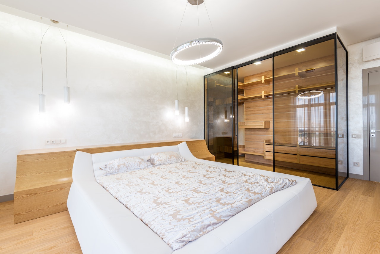minimal wardrobe design