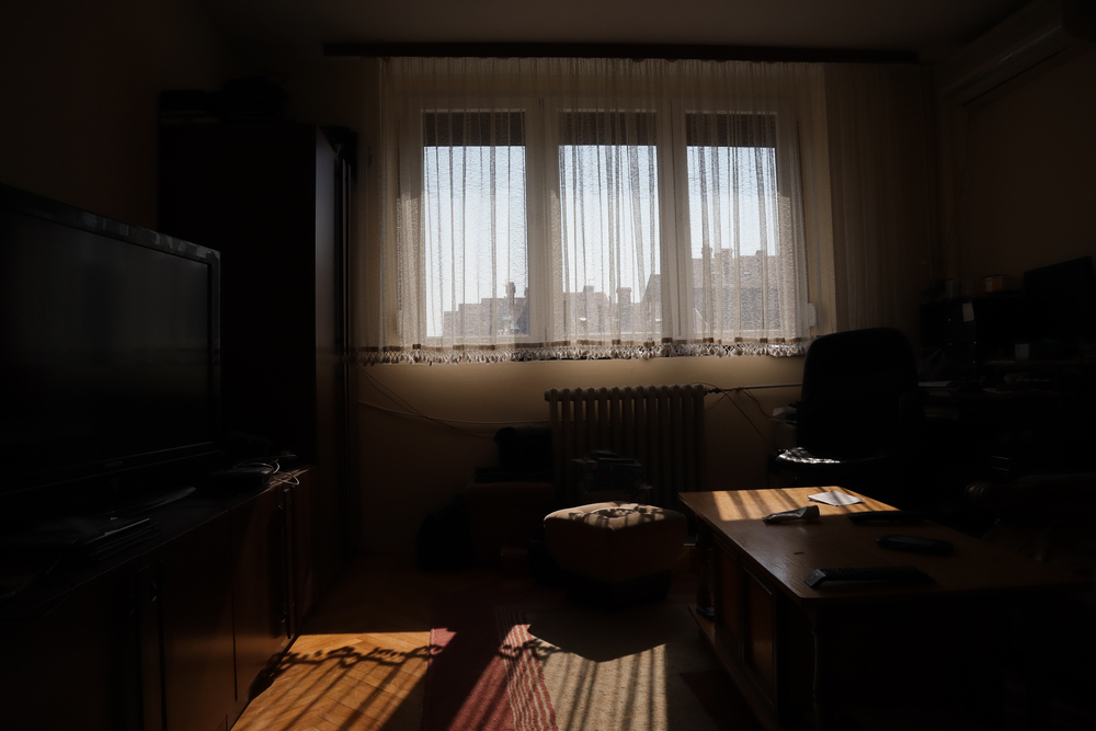 dim lighting