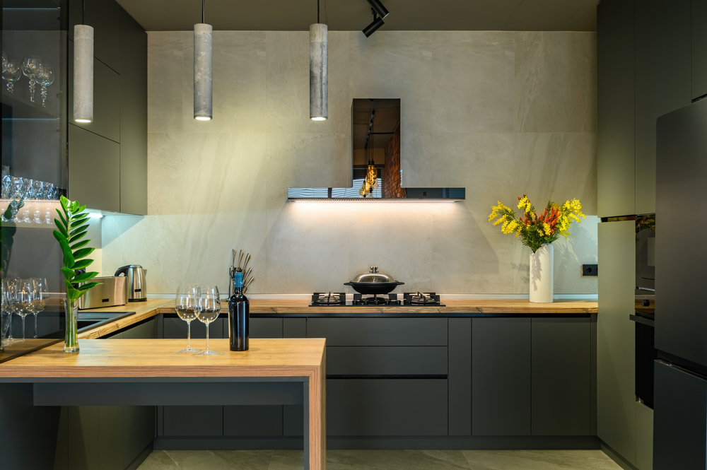 Kitchen Cabinets and Storage