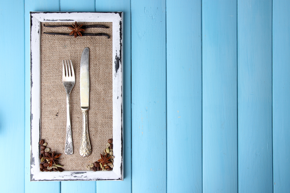 framing silverware