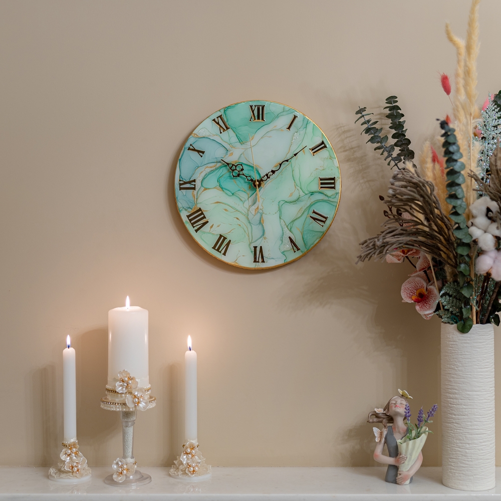 Resin clocks