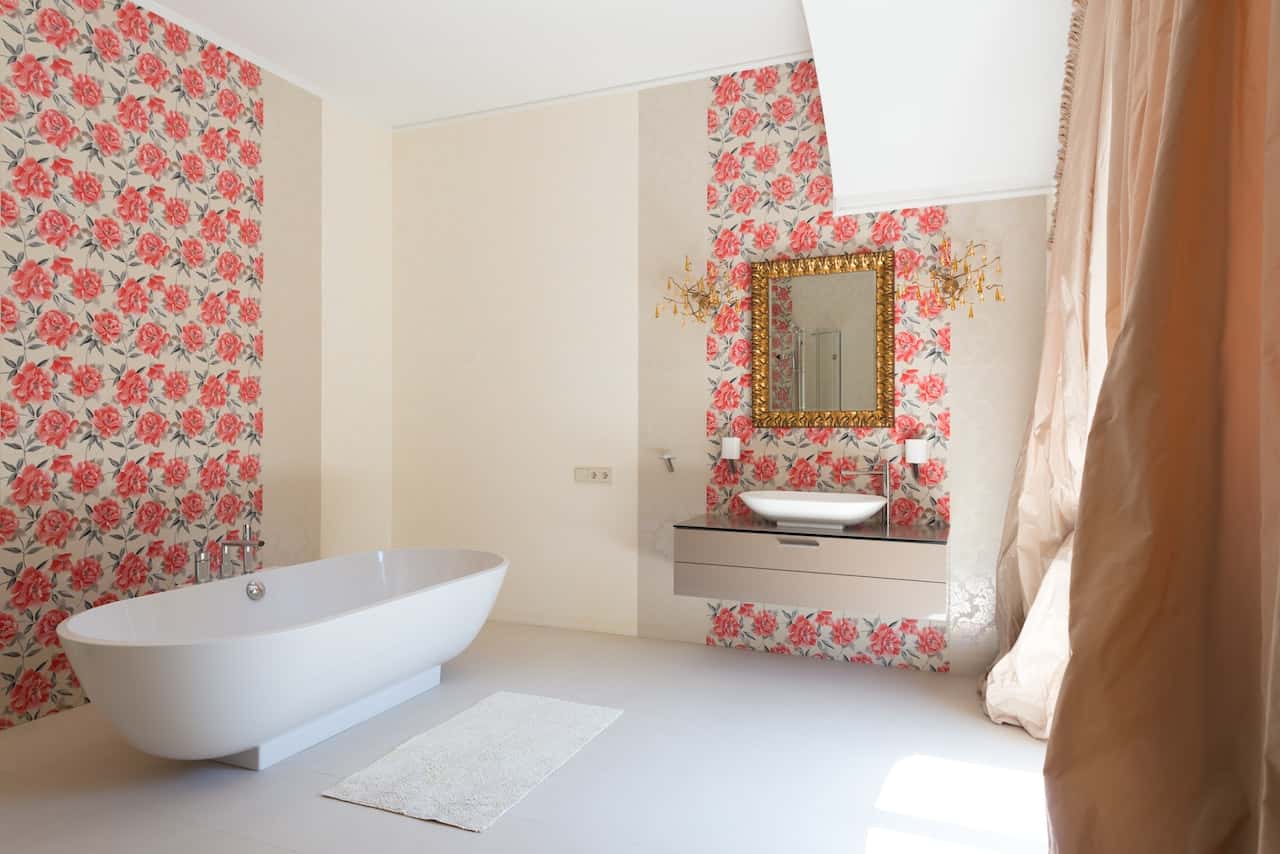 bathtub design ideas with wallpaper