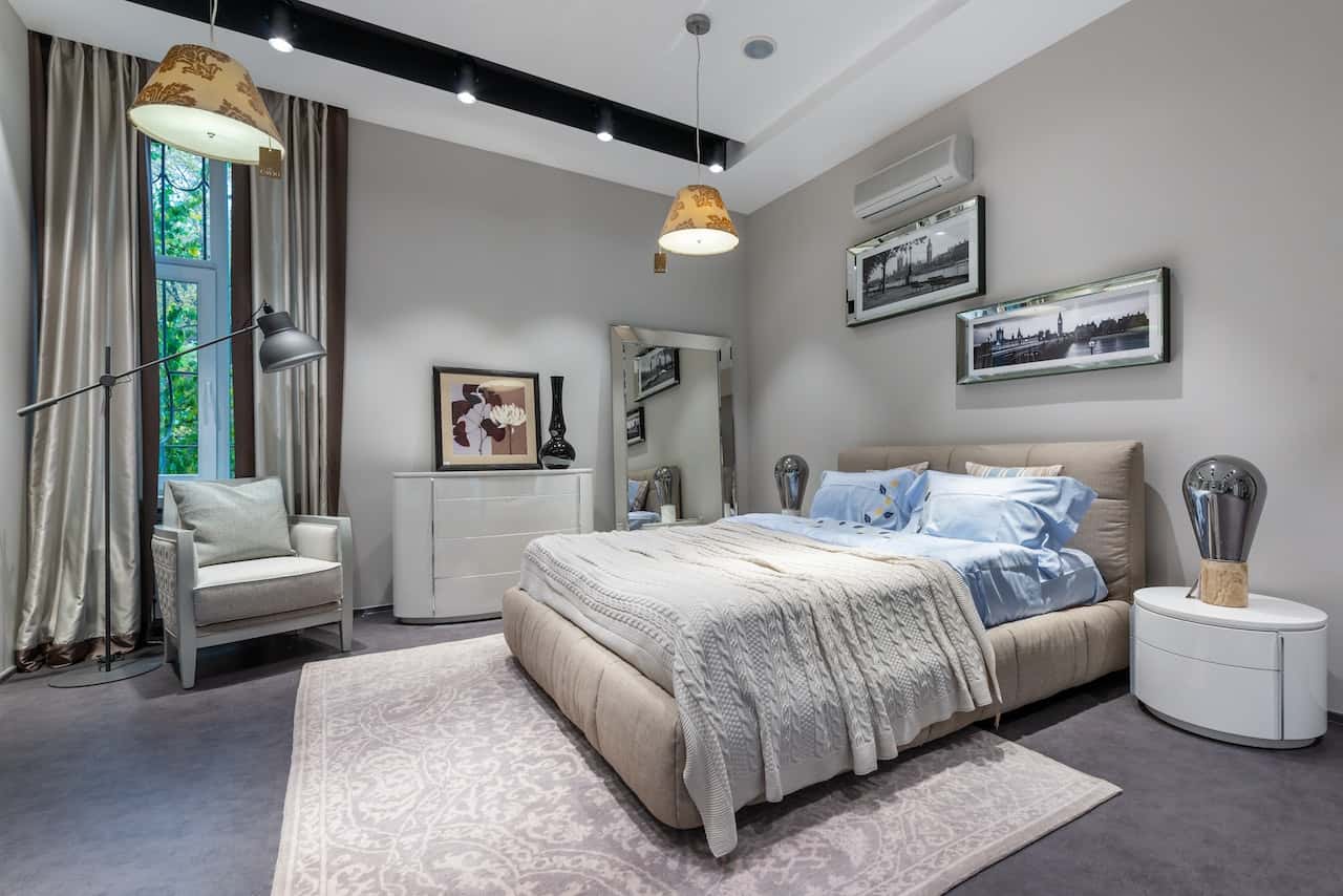 cosy low-profile bed